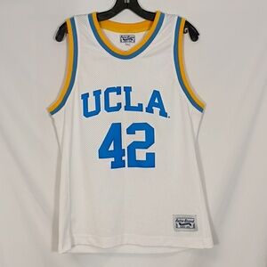 EUC Kevin Love White UCLA Bruins Basketball Jersey Size Medium Retro Brand